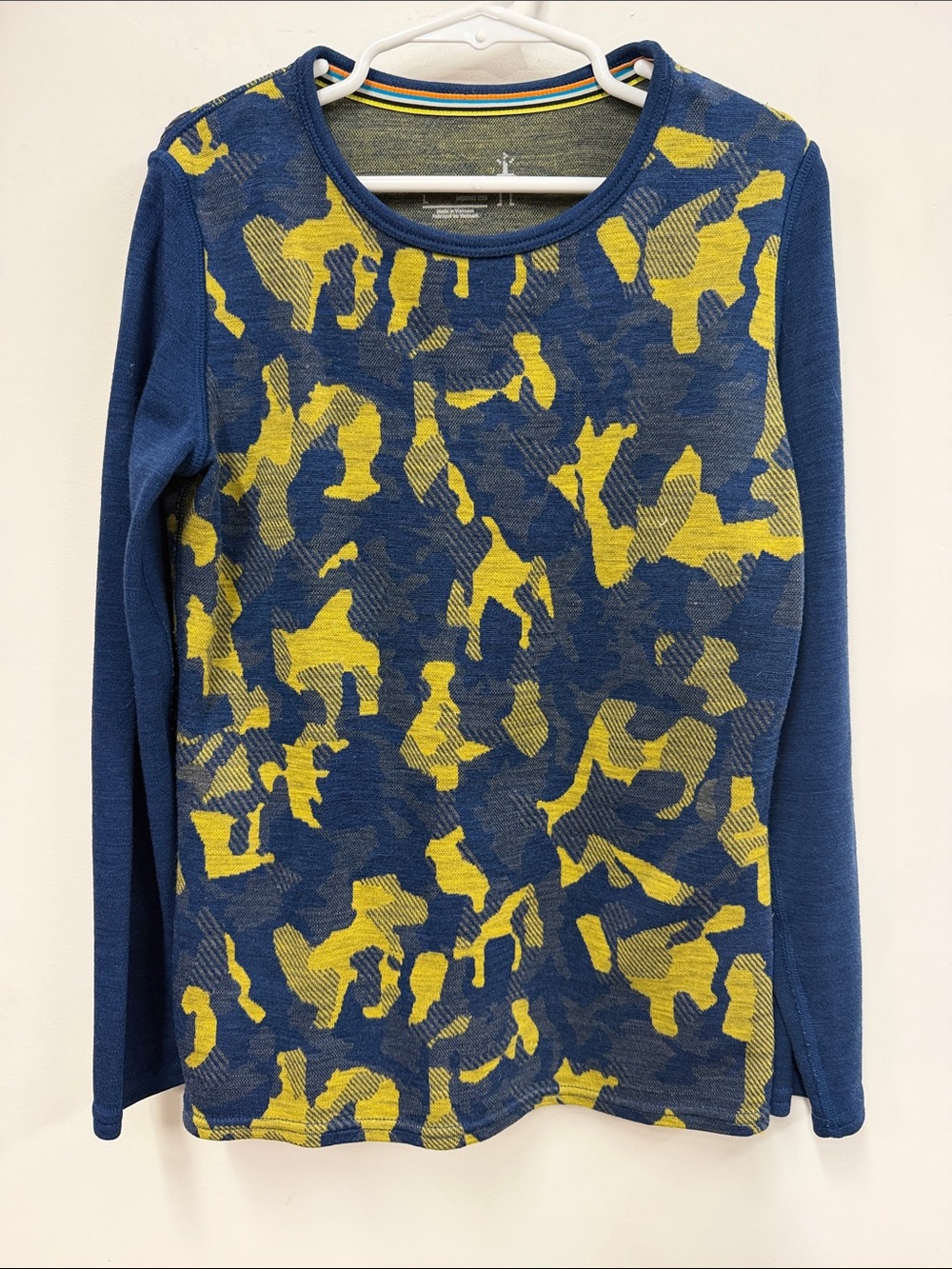 Smartwool Kids Long Sleeve Blue & Yellow Camo merino wool Knit Top L